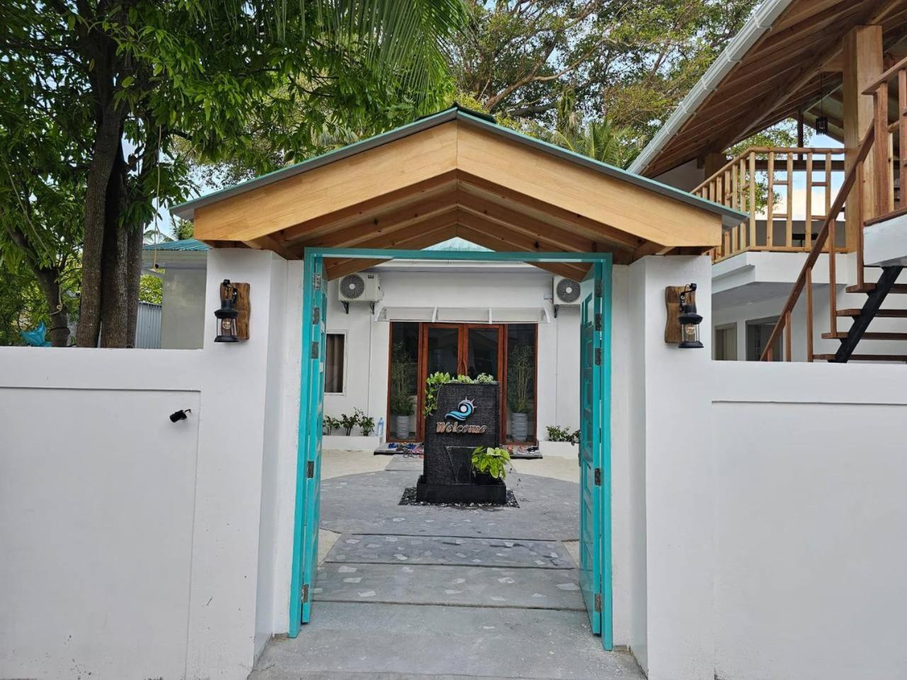 Aqua Heaven Inn Mathiveri Luaran gambar