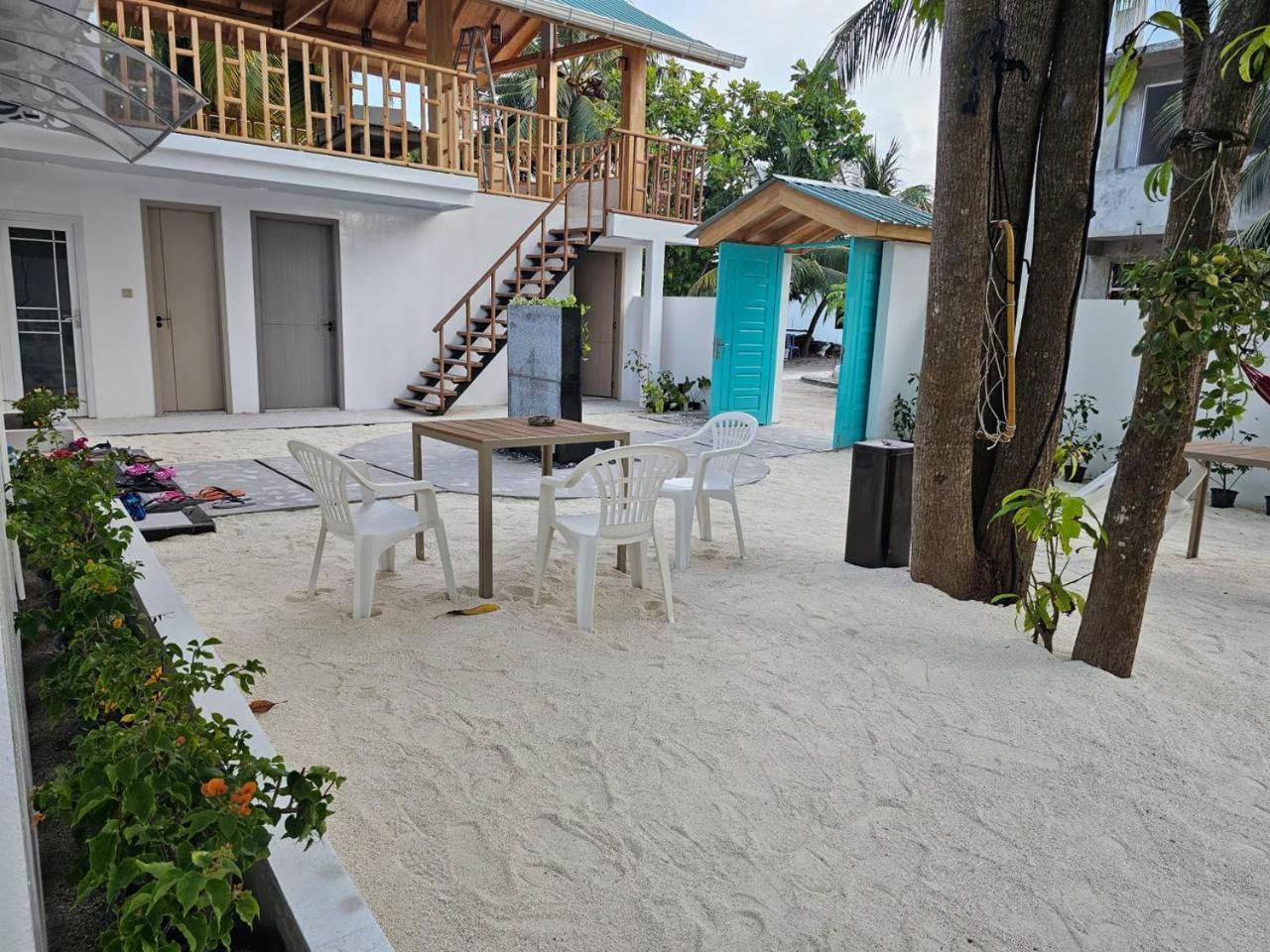 Aqua Heaven Inn Mathiveri Luaran gambar