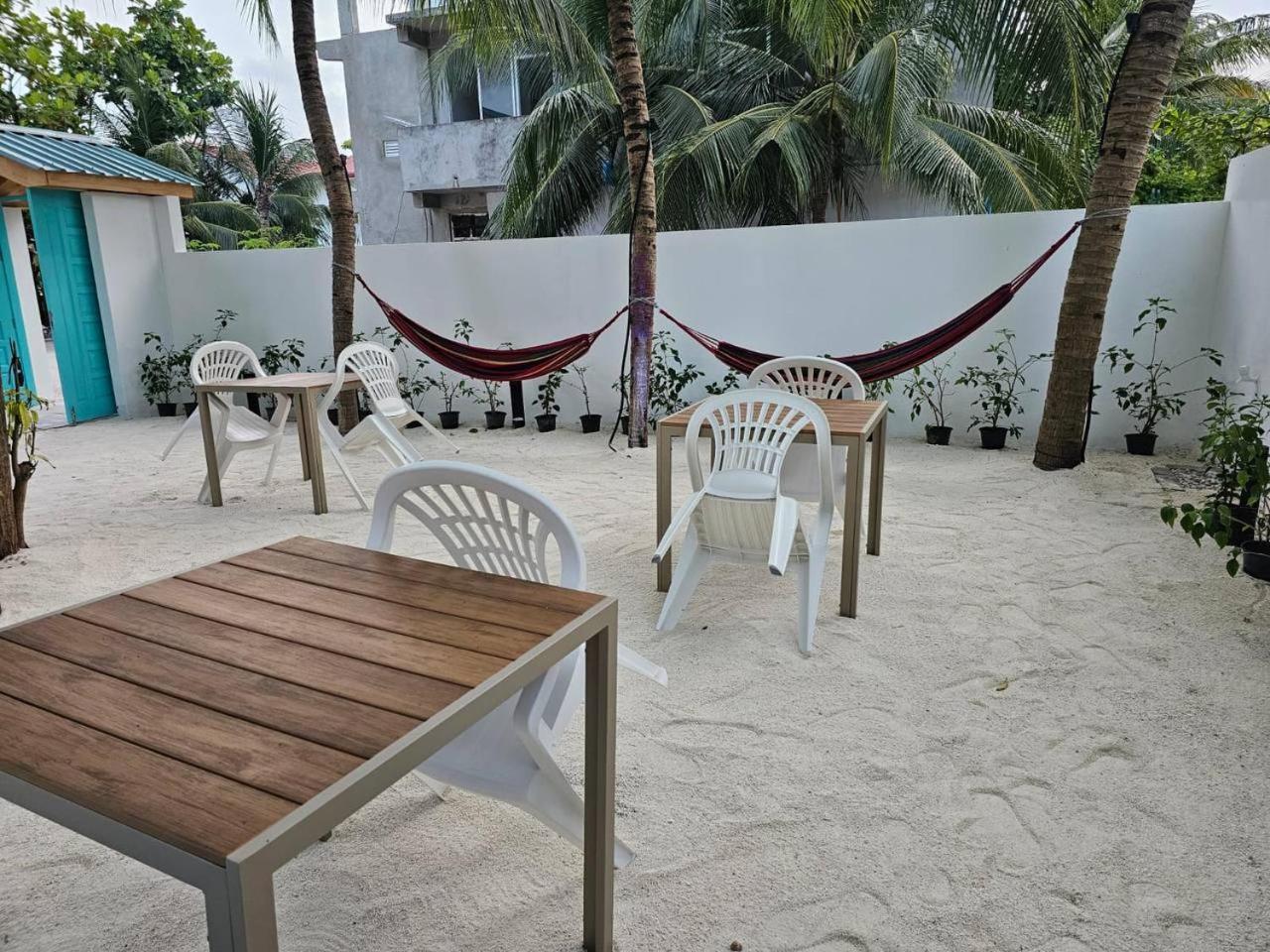 Aqua Heaven Inn Mathiveri Luaran gambar