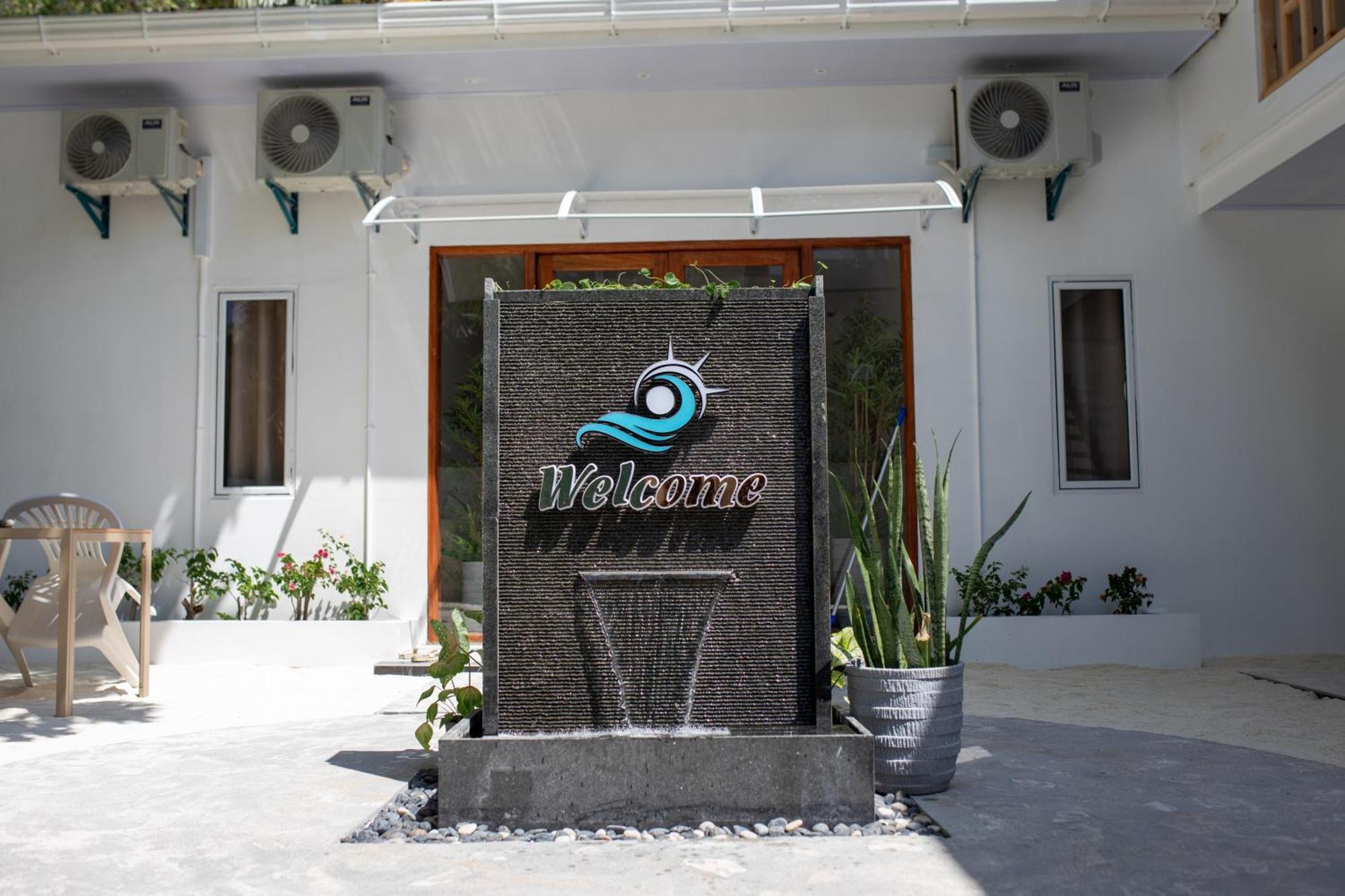 Aqua Heaven Inn Mathiveri Luaran gambar